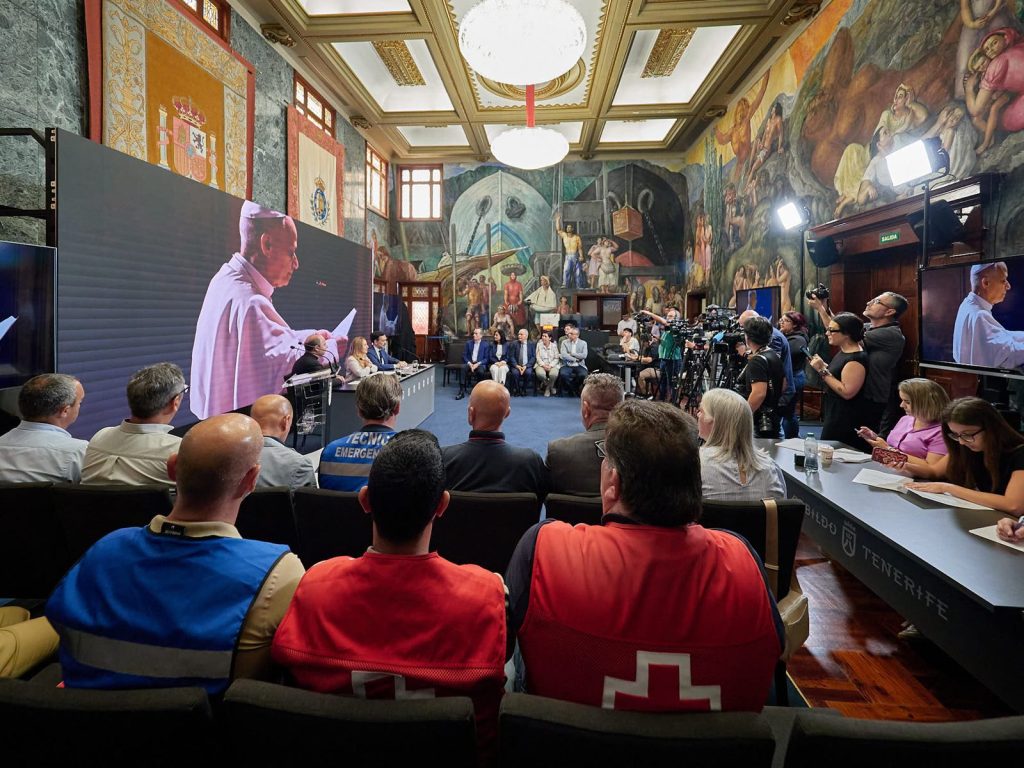 Rueda de prensa en el Cabildo de Tenerife.